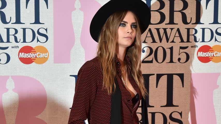 Zu albern? Dakota Johnson singt jetzt auch noch