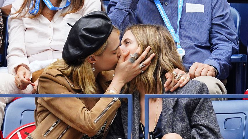 Cara Delevingne und Ashley Benson bei den US Open