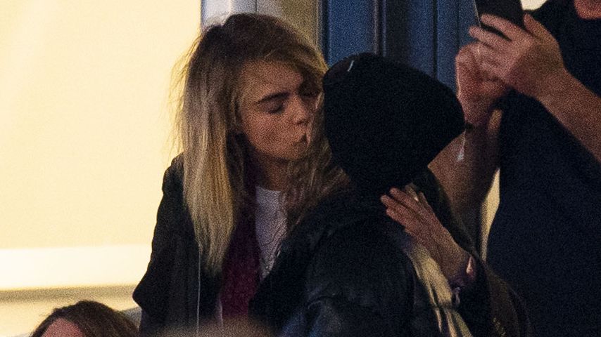 Model Cara Delevingne und Leah Mason in London
