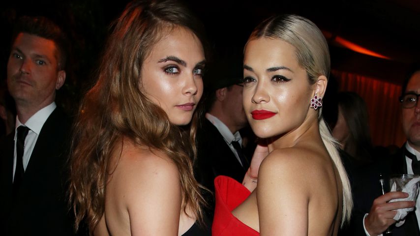 Cara Delevingne und Rita Ora im Januar 2015