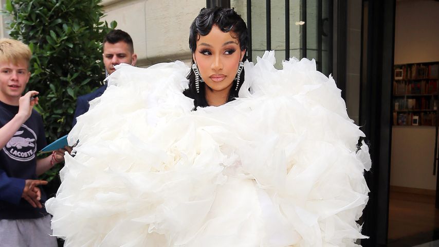 Cardi B bei der Pariser Fashion Week 2023