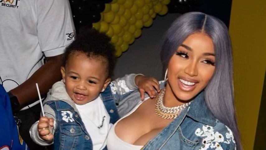 Name ihres Sohnes: Cardi B glücklich mit Gesichtstattoo!