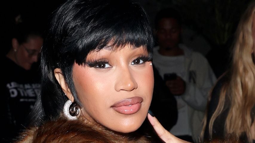 Cardi B ist während ihres Gerichtsprozesses eingeschlafen