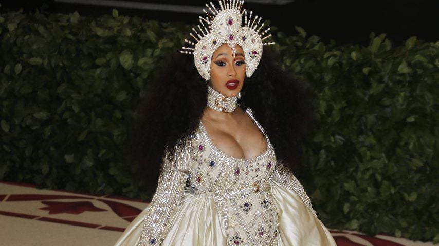 Cardi B schwanger bei der Met Gala 2018 im Metropolitan Museum of Art in New York, 2018