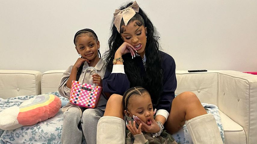 Cardi B mit Tochter Kulture und Sohn Wave