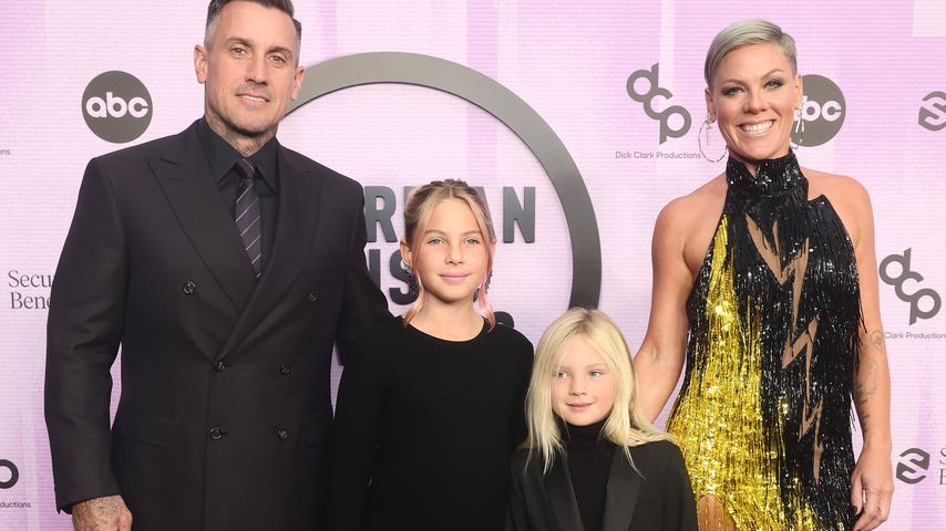 Pink mit ihrem Mann Carey Hart und ihren Kids Willow und Jameson bei den American Music Awards 2022