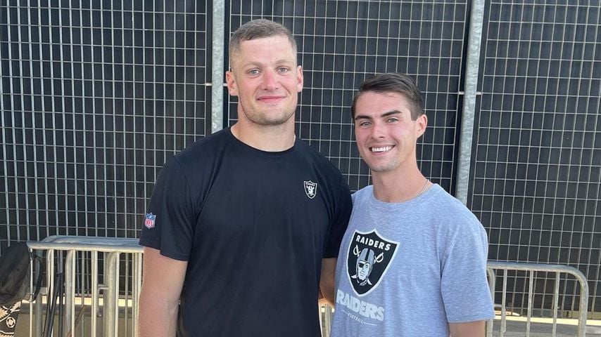Nach Coming-out: Ist NFL-Star Carl Nassib in festen Händen?