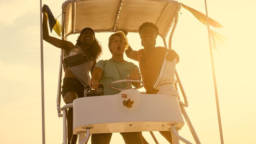 Carlacia Grant, Rudy Pankow und Jonathan Daviss in "Outer Banks"