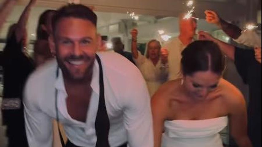 Carlin Sterritt und Emily Bradwell auf ihrer Hochzeit im März 2023
