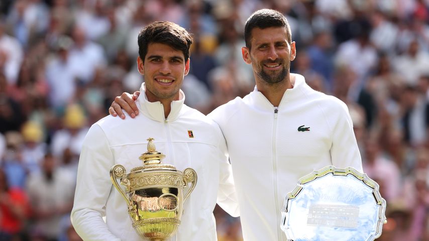 Carlos Alcaraz und Novak Djokovic bei den Wimbledon Championships 2024