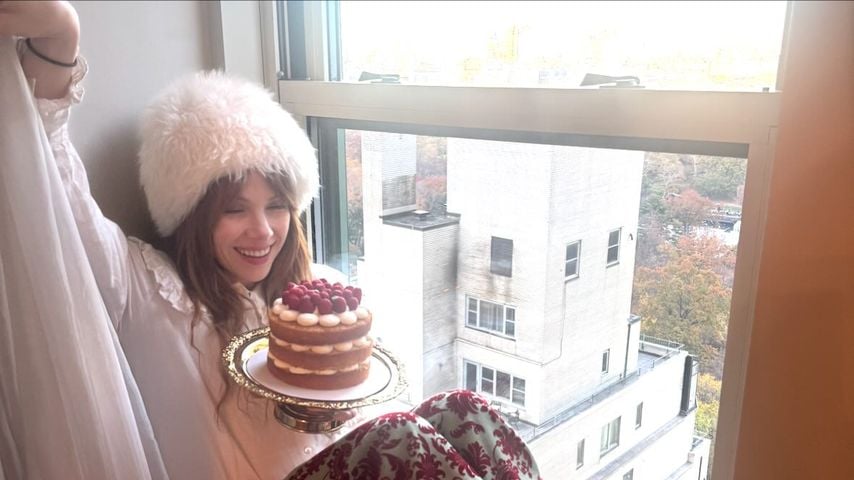 40 Jahre: Schwangere Carly Rae Jepsen feiert Geburtstag