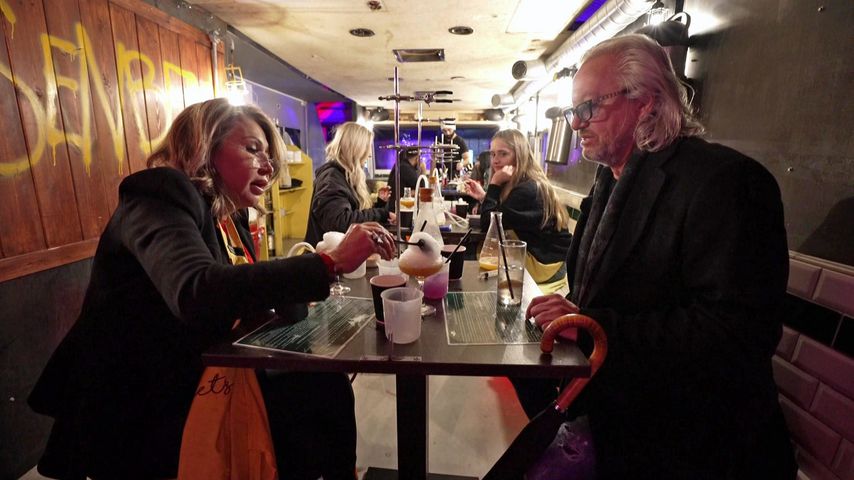 Carmen und Robert Geiss in einer Bar London