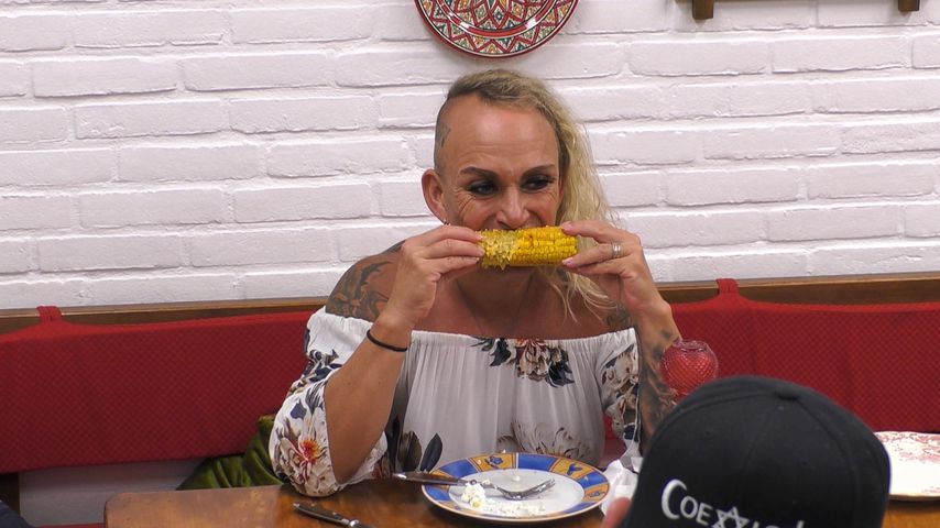 Caro Robens stärkt sich am letzten Tag vom "Sommerhaus der Stars"