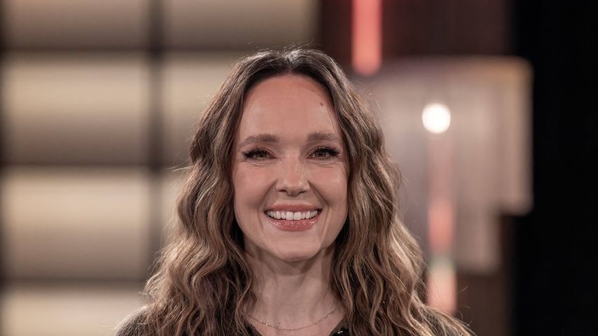 So hält Carolin Kebekus ihre Tochter vom TV-Bildschirm fern