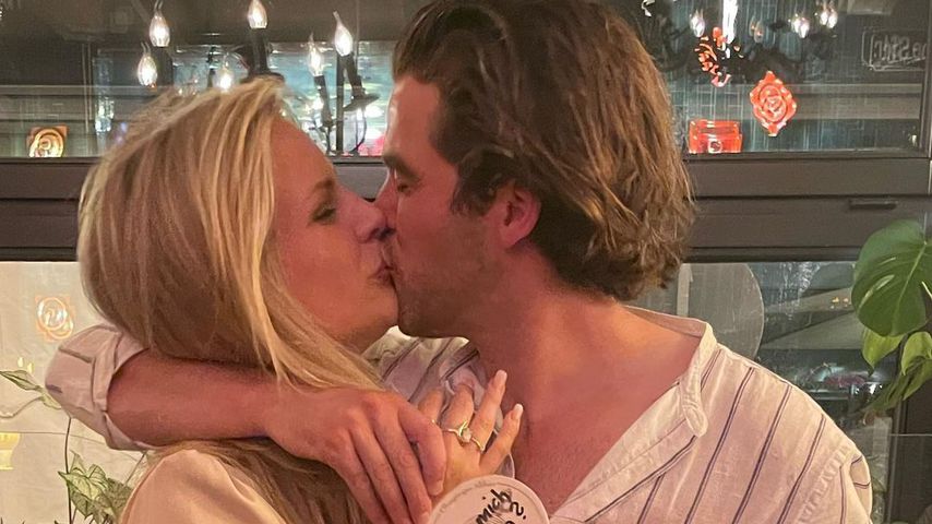 "Köln 50667"-Stars Carolina Noeding und Daniel sind verlobt