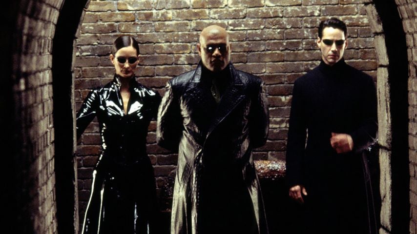 Carrie-Anne Moss, Laurence Fishburne und Keanu Reeves in "Matrix Reloaded"
