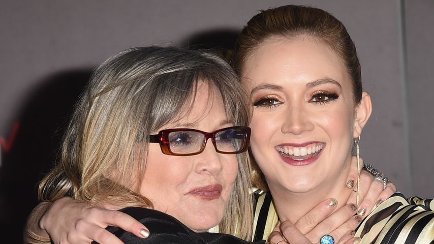 Billie Lourd ehrt Mama Carrie Fisher am neunten Todestag