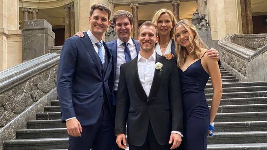 Selten: Veronica Ferres postet Familienbild mit allen Kids