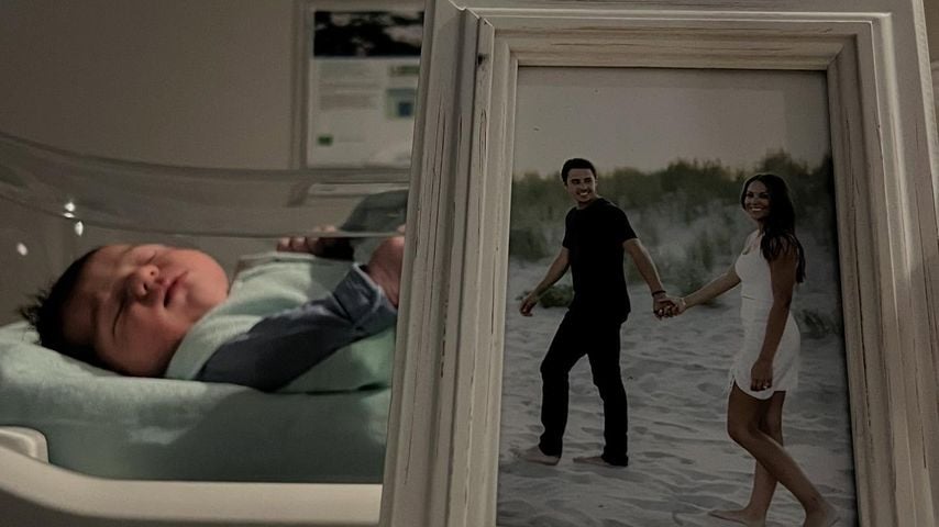 Carter Michael Gaudreau mit einem Bild seiner Eltern, April 2025