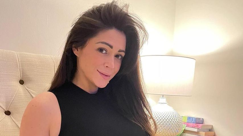 Schwangere Casey Batchelor verrät Geschlecht ihres Babys