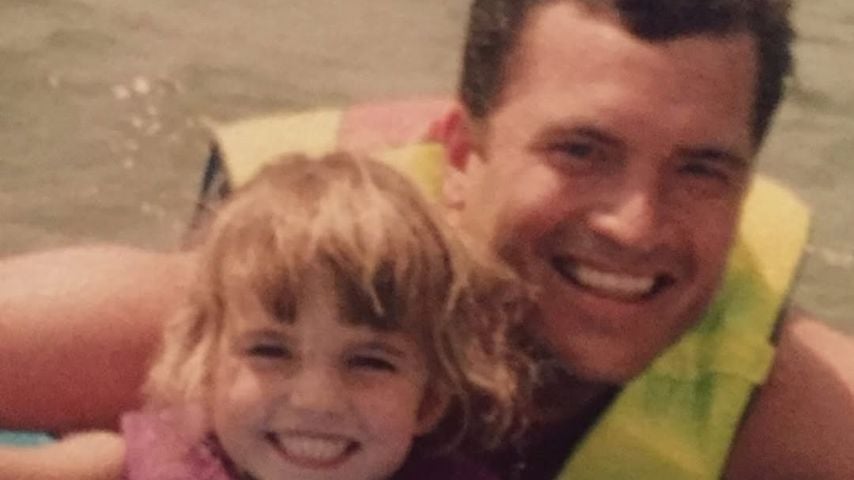 Cassidy Finn als Kind mit ihrem Vater Pat Finn