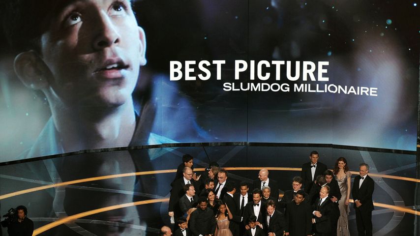 Cast des Films "Slumdog Millionaire" auf der Bühne der Oscars, 2009