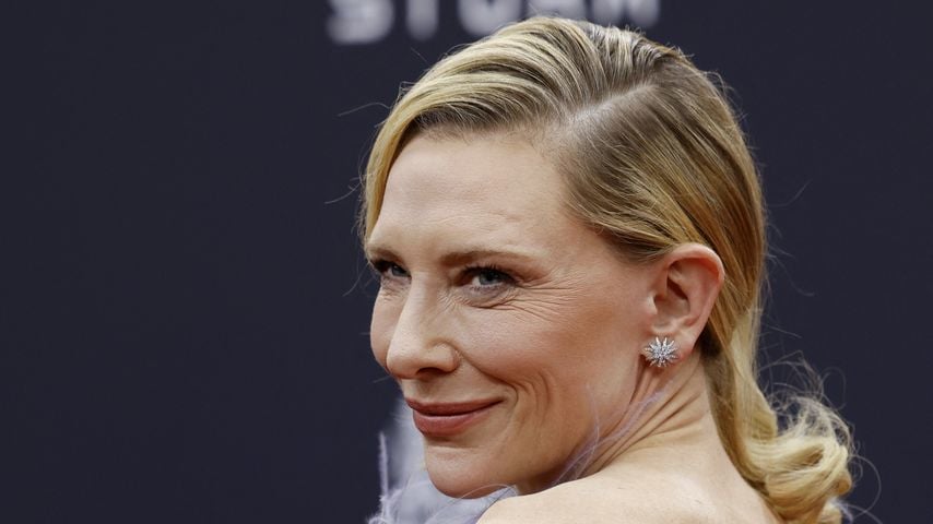 Cate Blanchett mit ihrem Bambi, November 2025
