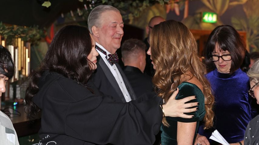 Catherine, Princess of Wales trifft Jessie J bei der Royal Variety Performance im Royal Albert Hall