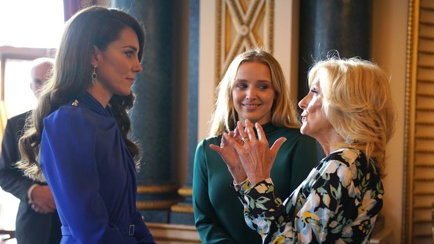Catherine, Princess of Wales, im Gespräch mit Dr. Jill Biden und Finnegan Biden beim Empfang im Buckingham-Palast