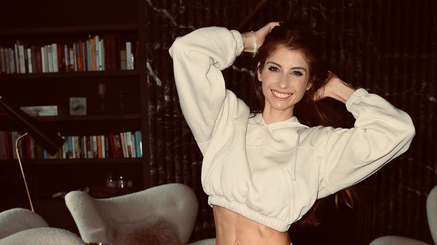 Stolz auf Muskeln: Cathy Hummels präsentiert ihr Sixpack