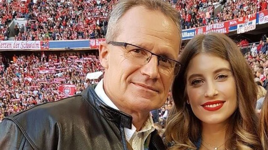 Cathy Hummels mit ihrem Papa Fredi, Dezember 2017