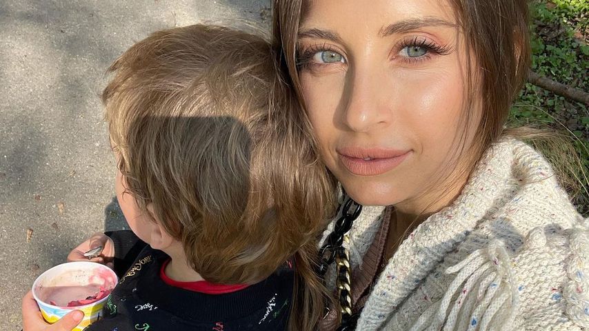 Cathy Hummels mit ihrem Sohn Ludwig