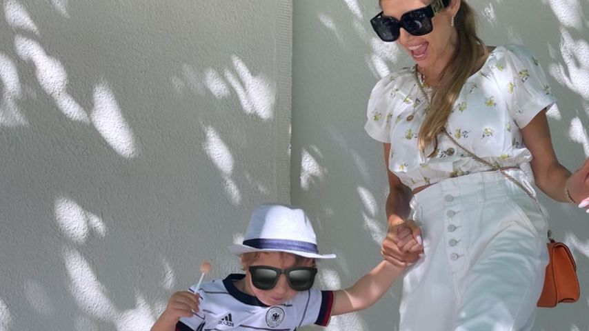 Support: Cathy Hummels und Ludwig feuern Papa Mats an!