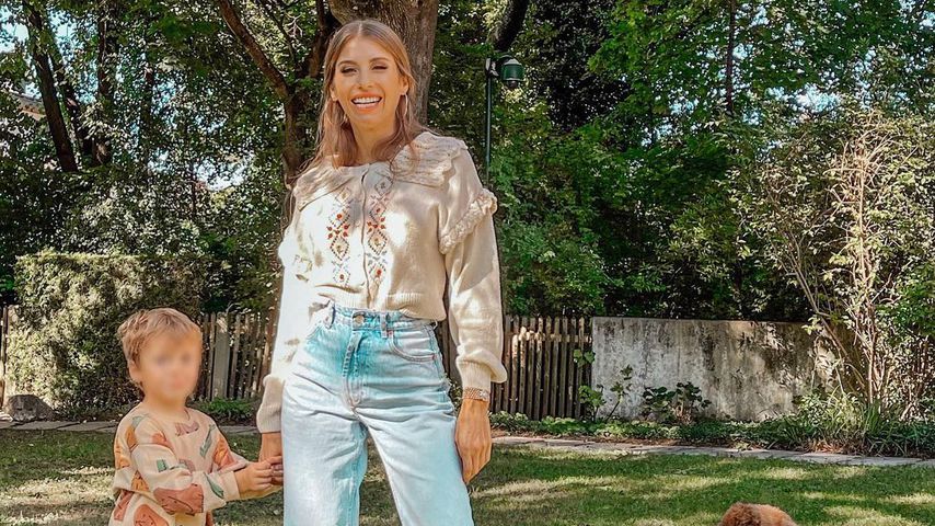 Huch! Cathy Hummels teilt "Familienfoto" ohne Mann Mats