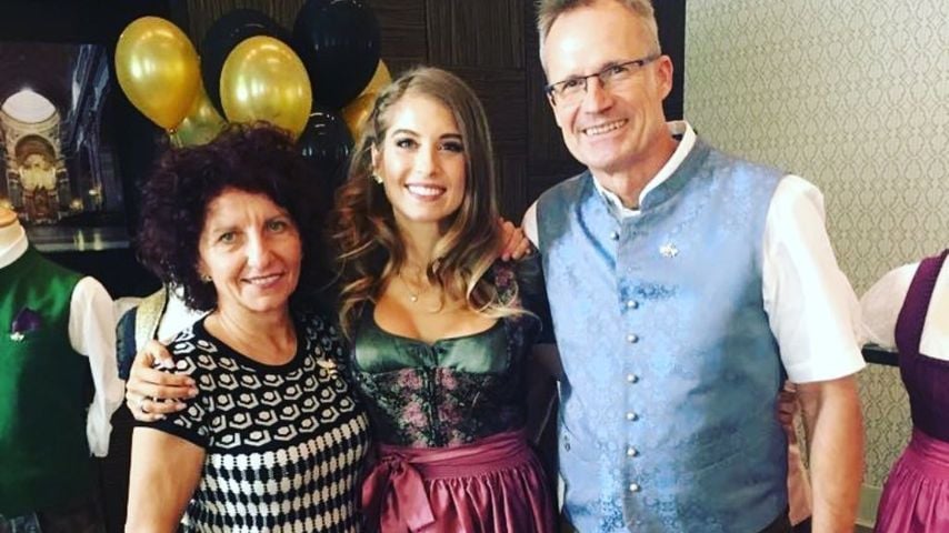 Total selten: Cathy Hummels postet Fotos mit ihren Eltern