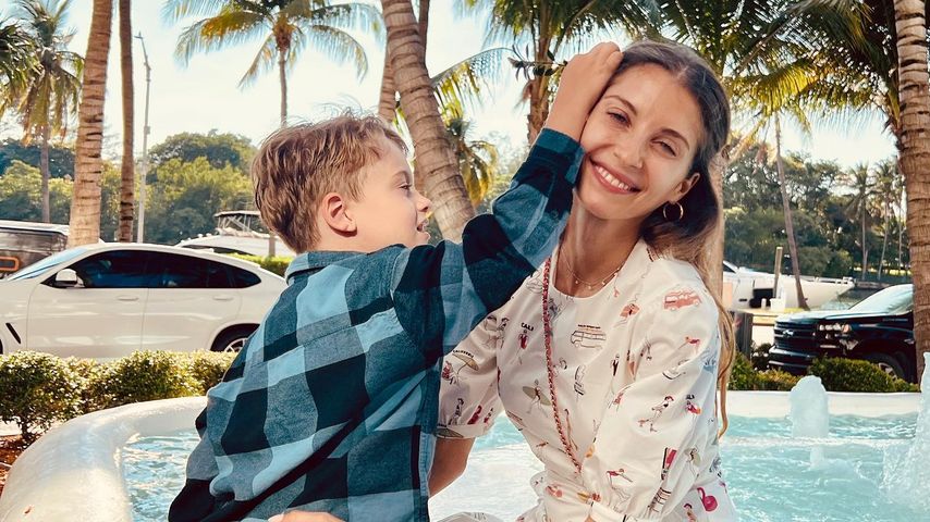 Cathy Hummels (r.) und ihr Sohn Ludwig im Mai 2022