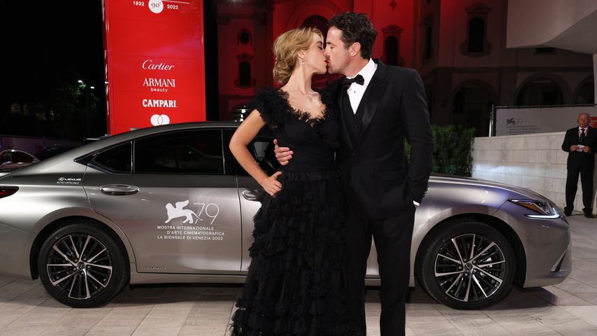 Caylee Cowan und Casey Affleck bei den Filmfestspielen 2022 in Venedig
