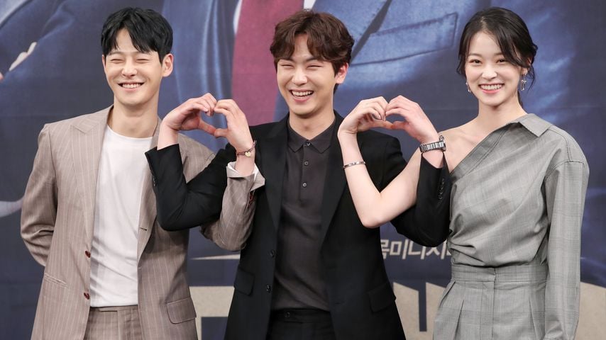 Cha In Ha (links) mit seinen Co-Stars