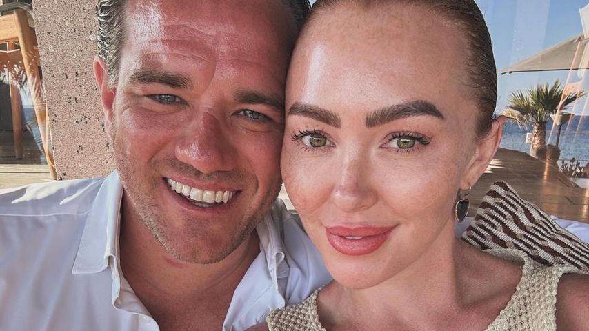 Charles Gay und Natasha Hamilton, April 2025