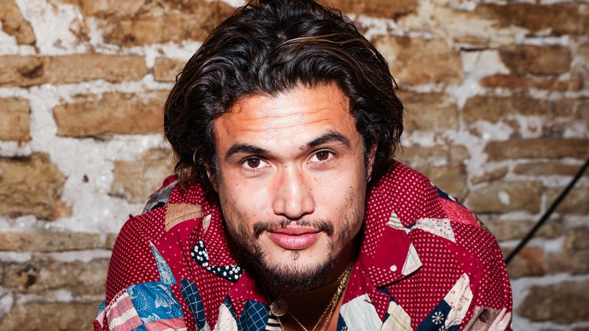 Charles Melton im Jahr 2022