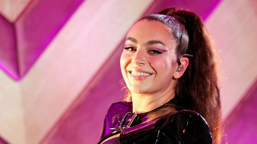 Charli XCX, 2021