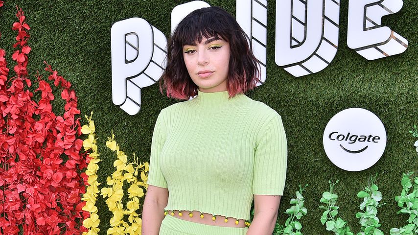 Charli XCX, Sängerin