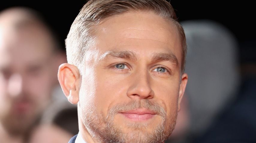 Filmkuss-Panik: Das steckt hinter Charlie Hunnams Phobie!