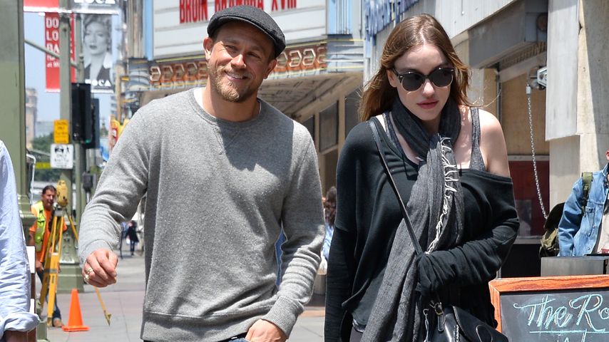 Charlie Hunnam will Langzeit-Freundin einfach nicht heiraten