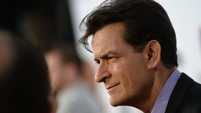 Mit Tochter im Privat-Jet: Charlie Sheen gibt den Superpapa