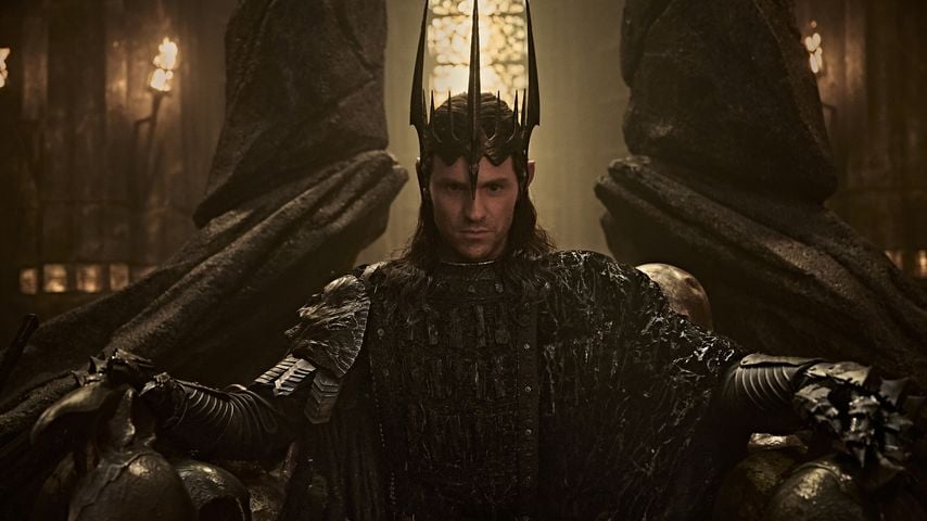 Charlie Vickers als Sauron, dritte Staffel von "Die Ringe der Macht"