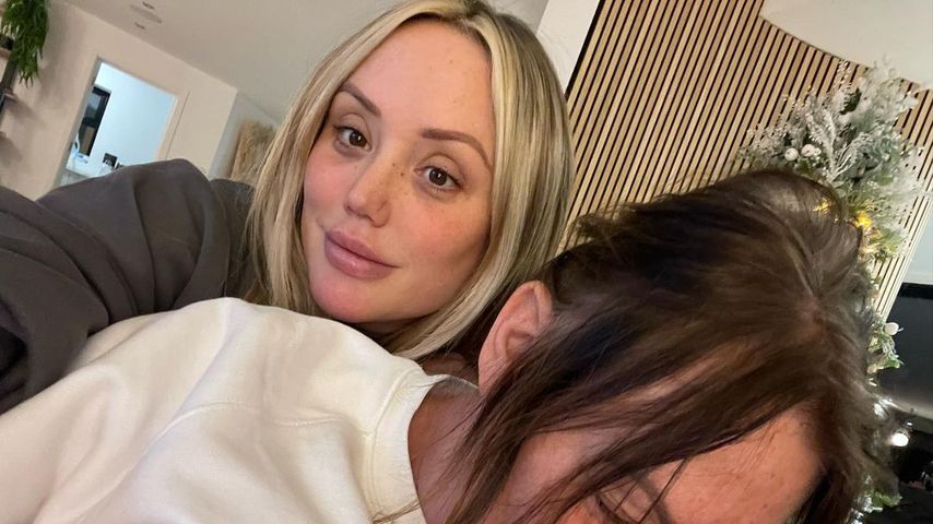 Charlotte Crosby mit ihrer Mutter Letitia und ihrer Tochter