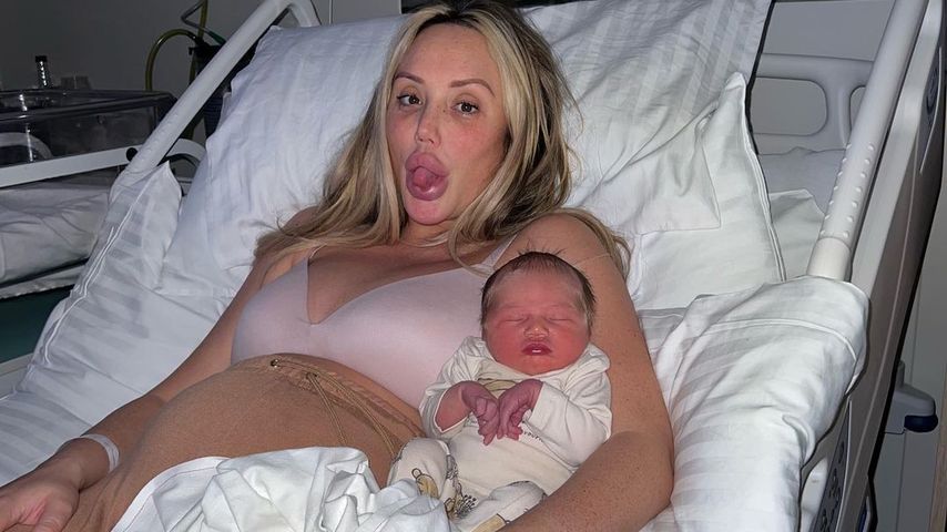 Neu-Mama Charlotte Crosby schwärmt von Geburt ihrer Tochter