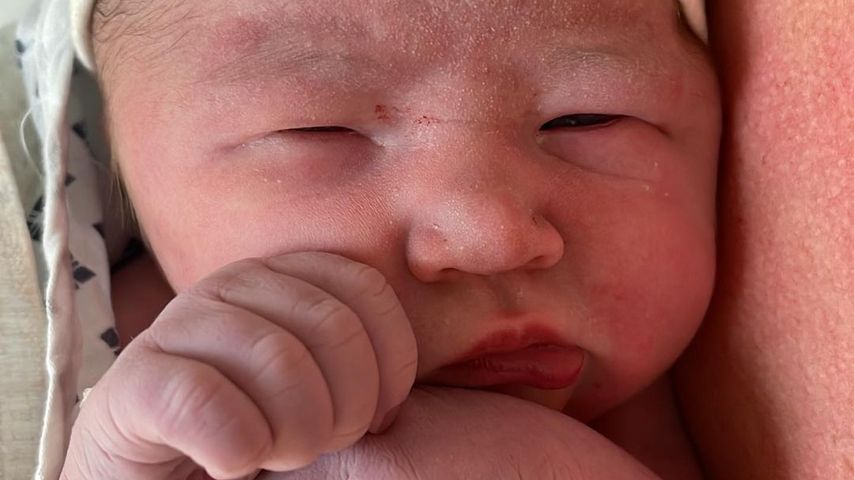 Charlotte Crosbys Tochter Alba