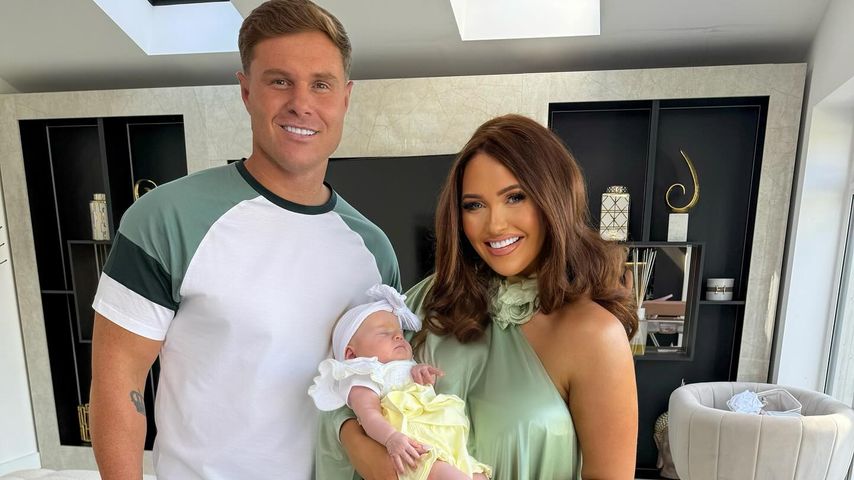 Realitystar Charlotte Dawson mit ihrem Partner Matt und ihrer Tochter, Mai 2025